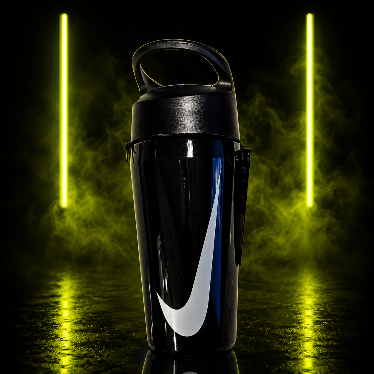 Bidon Nike HyperCharge Straw AC9712-028 470 ml czarny