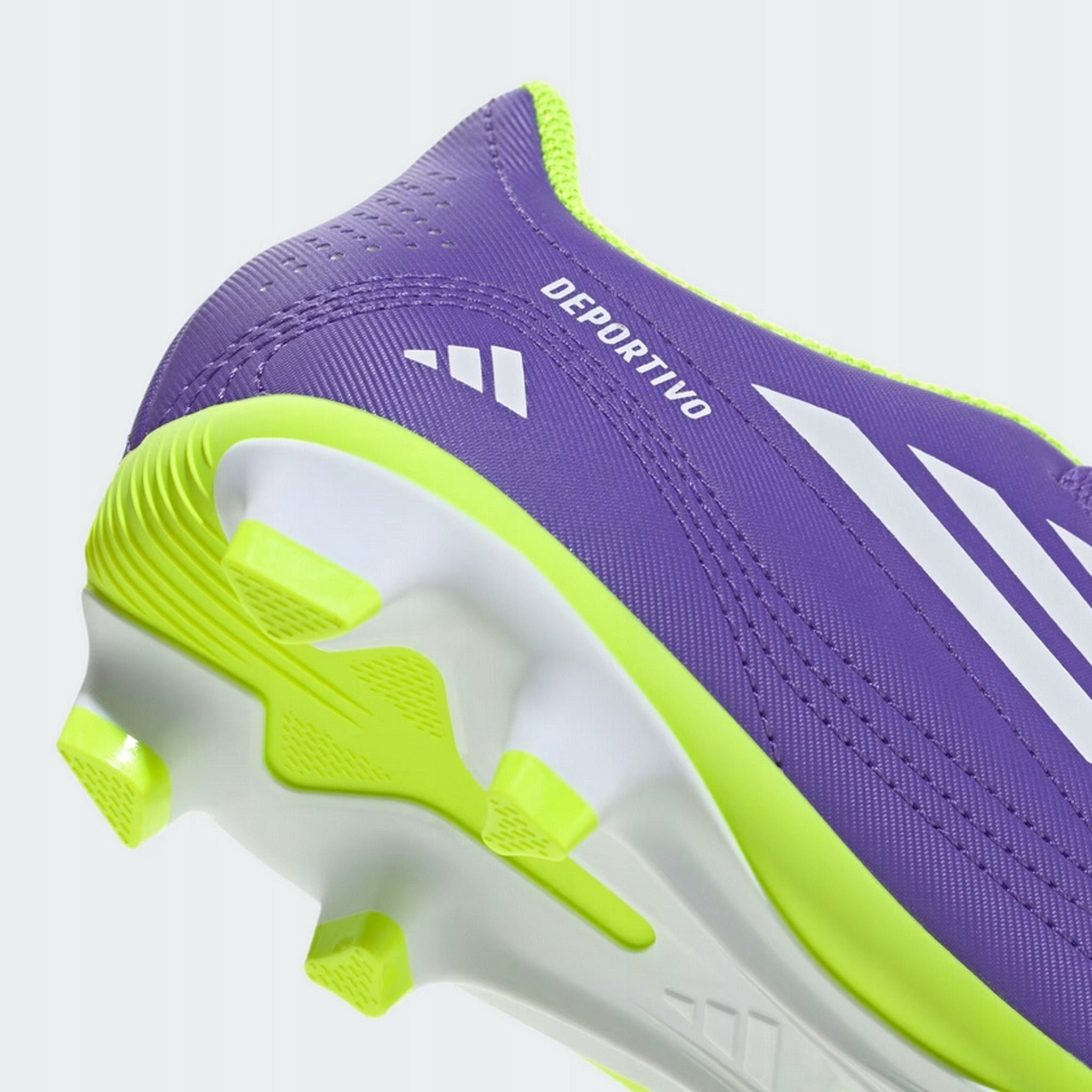 adidas Deportivo III FG/MG Junior JS0184